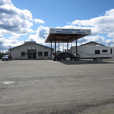 Nisutlin Trading Post Motel Teslin Exterior photo